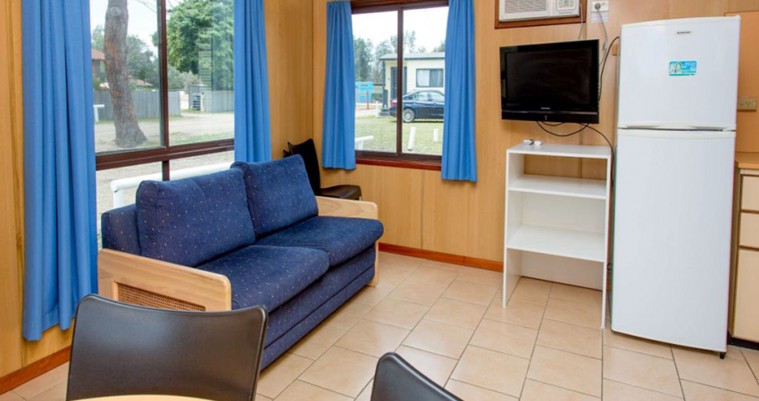 BIG4 Moruya Heads Easts Dolphin Beach Holiday Cabin0000