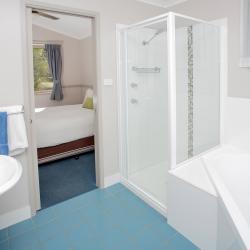 Take a dip in the spa in our Condo Spa